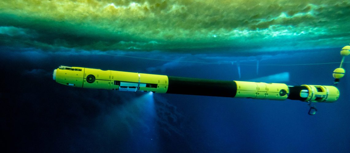 icefin-from-ob-tube-dive-10